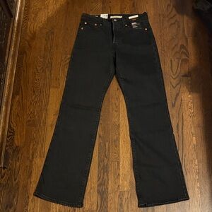 Levi's wedgie boot cut Women's Black bootLeg Jeans, size 26 NWT